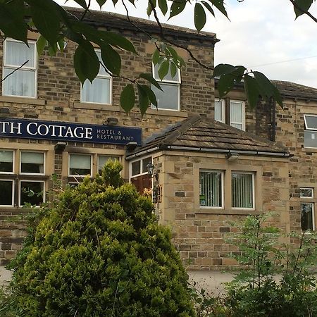 Heath Cottage Hotel Дьюсбери Экстерьер фото